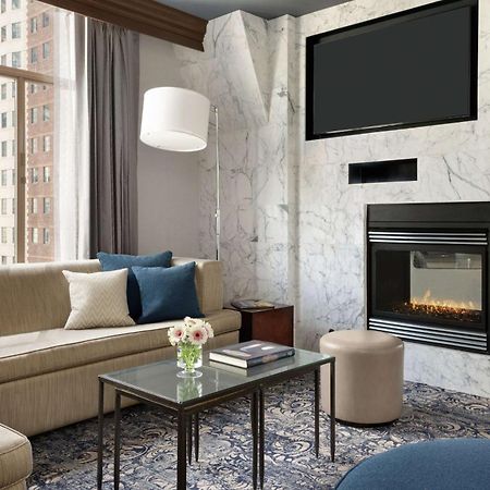 Hilton Checkers Лос Анджелис Екстериор снимка