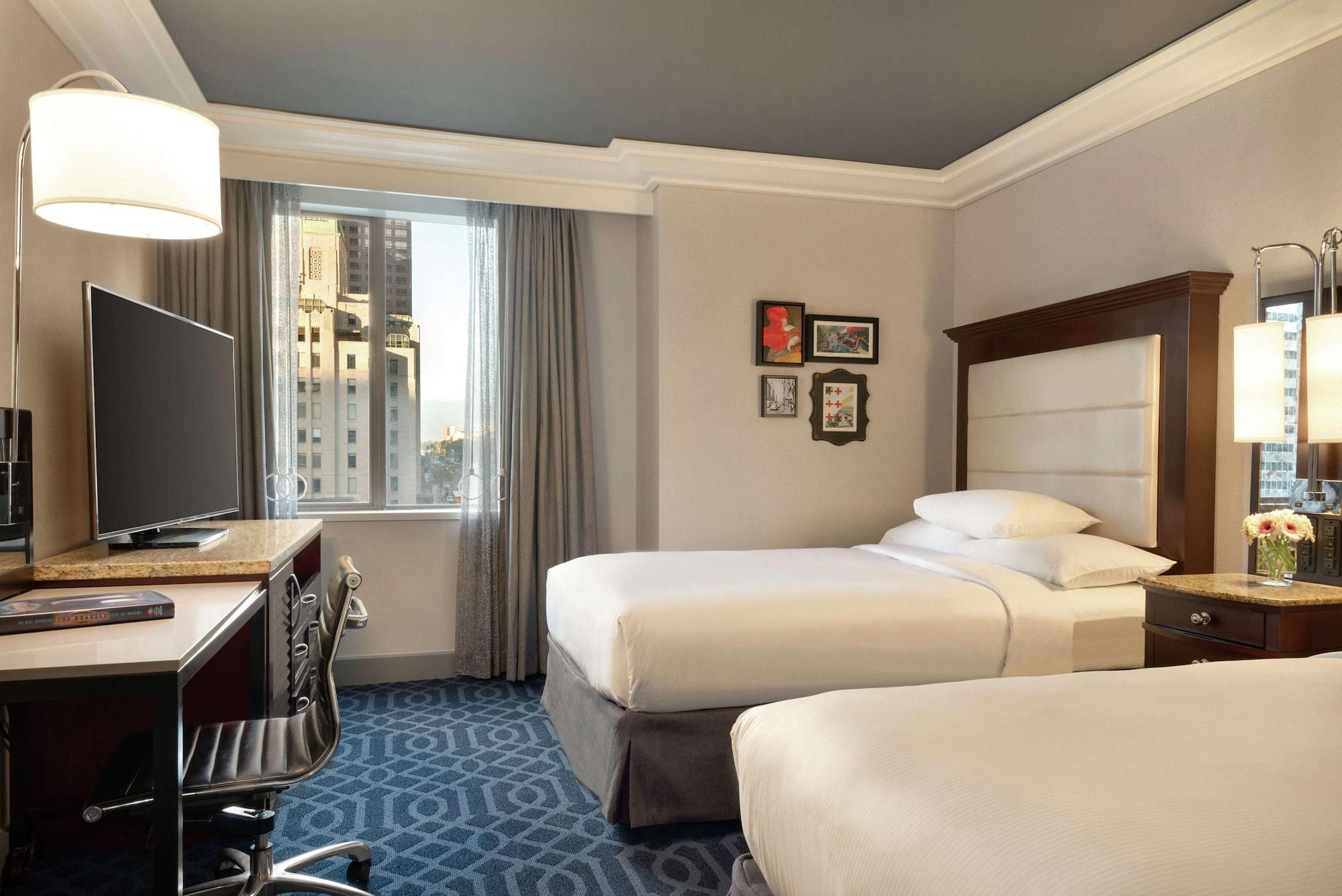 Hilton Checkers Лос Анджелис Екстериор снимка